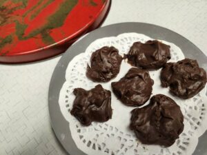 Chocolate fudge drops an easy treat in time for Valentine’s Day